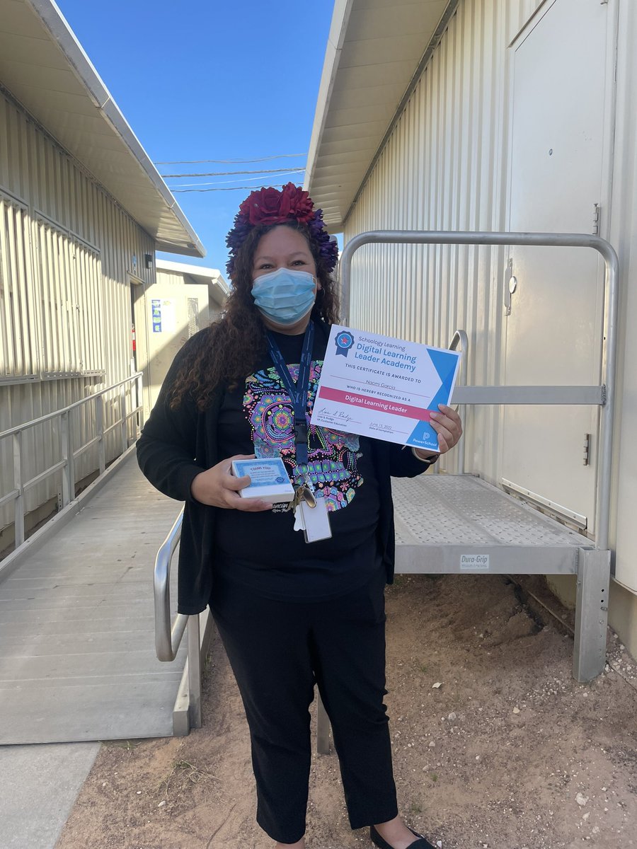 ALicon_TECH's tweet photo. Thank you Ms. Kish, Ms. Garcia, Ms. Gamboa and Mr. Ramos from @MontwoodHS for your participation and commitment in the Digital Learning Leader Academy! #TeamSISD #SISD_DLLAcademy https://t.co/RAquP83DU5