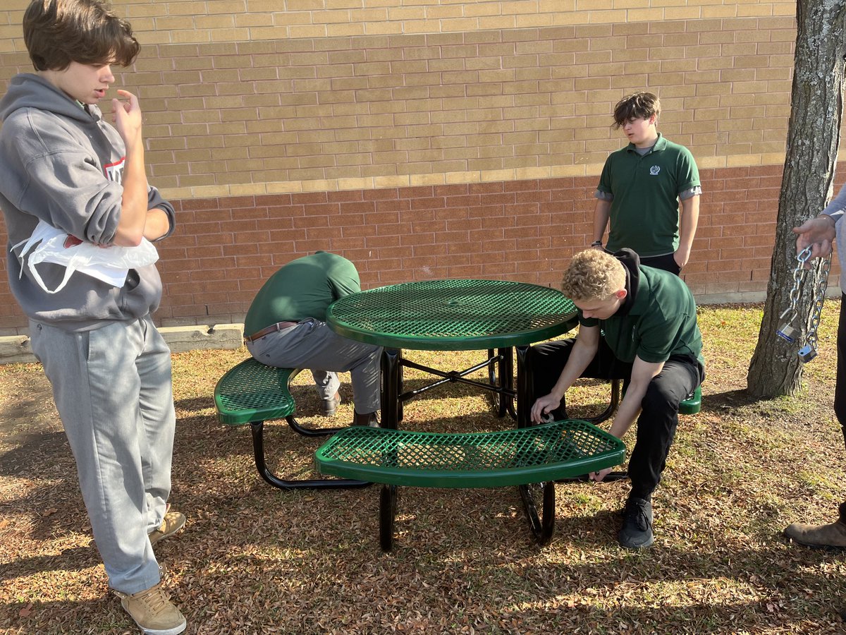 Many thanks for the Transportation Tech class for assembling and installing our picnic table - part of the HC Class of 2021 grad gift.  💚🤍