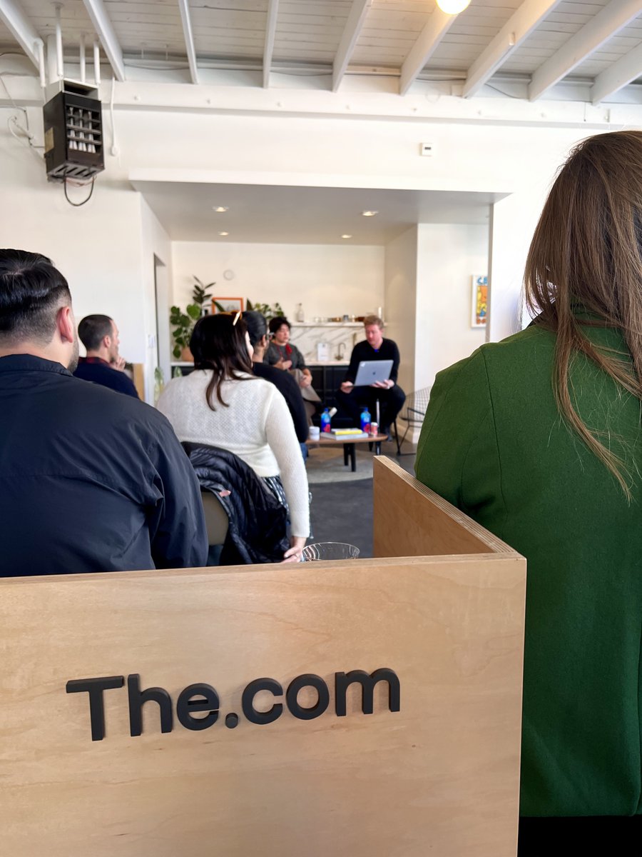 The.com (@thecomhq) on Twitter photo Founder <a href="/ClarkeMcKinnon/">Clarke</a> speaking with web pioneer <a href="/Caterina/">Caterina Fake</a> of <a href="/YesVC/">Yes VC</a> showing off the first <a href="/McDonalds/">McDonald's</a> website that she created in the 1990s π€― β join our Web Pioneers Happy Hour for <a href="/SFTechWeek/">SF Tech Week</a>, today from 3-6 pm at <a href="/the__com/">The.com has moved!</a>'s SF office! π Founder <a href="/ClarkeMcKinnon/">Clarke</a> speaking with web pioneer <a href="/Caterina/">Caterina Fake</a> of <a href="/YesVC/">Yes VC</a> showing off the first <a href="/McDonalds/">McDonald's</a> website that she created in the 1990s π€― β join our Web Pioneers Happy Hour for <a href="/SFTechWeek/">SF Tech Week</a>, today from 3-6 pm at <a href="/the__com/">The.com has moved!</a>'s SF office! π