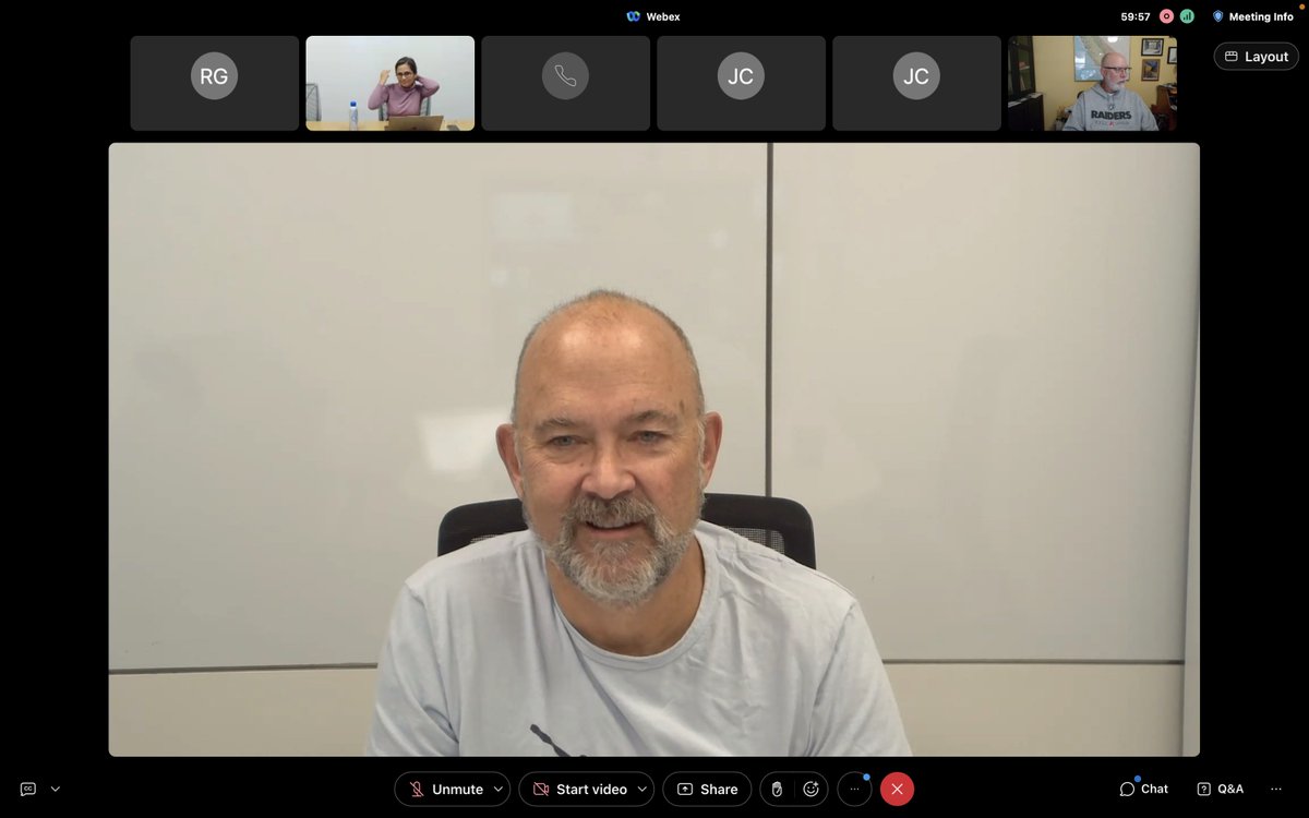 cisco_wit's tweet photo. We had the pleasure of interacting with @gpetroff during our Oct #WIT event, his mantra struck a chord with all the attendees: How can I guide my community to design the form &amp; behavior of light on the edge of becomingness?Thank you for sharing your insights so earnestly with us! https://t.co/rnkk0epInF