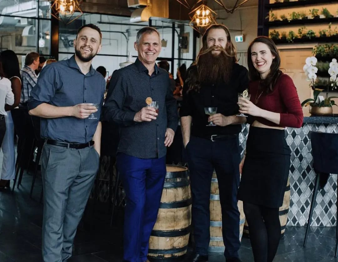 ReidsDistillery's tweet photo. Here's a throwback to 2003! A strong family team up for an adventure - then and now💙
Looks may change, but family bond doesn't💙
#family #gin #tbt #familydistillery #reidsdistillery #throwbackthursday #throwback #ginandtonic #gintoronto #ginlovers #familybusiness #toronto https://t.co/SnabK9EPyd