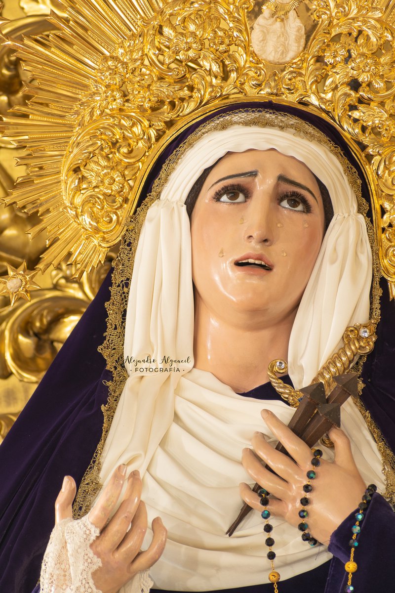 aalguacil98's tweet photo. Nuestra Señora de la Soledad (@hdadsoledad, #Sevilla) vestida de luto en recuerdo de los difuntos (1/3). https://t.co/Dz9iJhdA7P