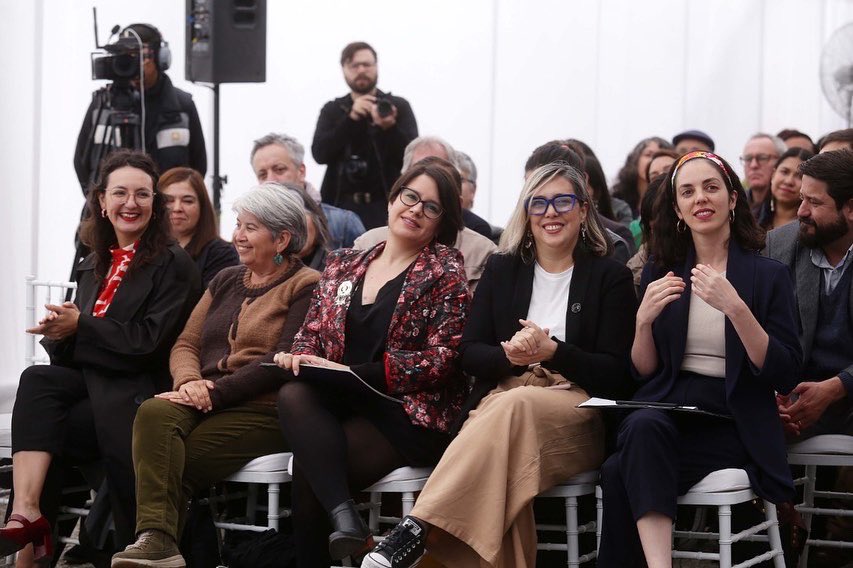 jubrodsky's tweet photo. Recién terminó la primera jornada de la XVI Convención Nacional de las @culturas_cl y agradezco a quienes participaron en las mesas de diálogos del sector. El trabajo conjunto es indispensable para avanzar en un nuevo Sistema Nacional de Financiamiento Cultural Sostenible. https://t.co/NWhn0R9poV