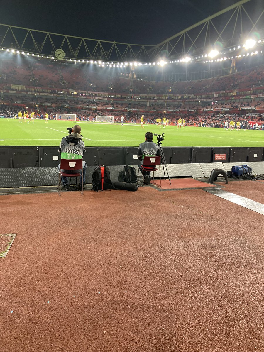 marksilva021's tweet photo. @SpareArsenal class seats front row wow…thank you https://t.co/BsvfUi4Fn6