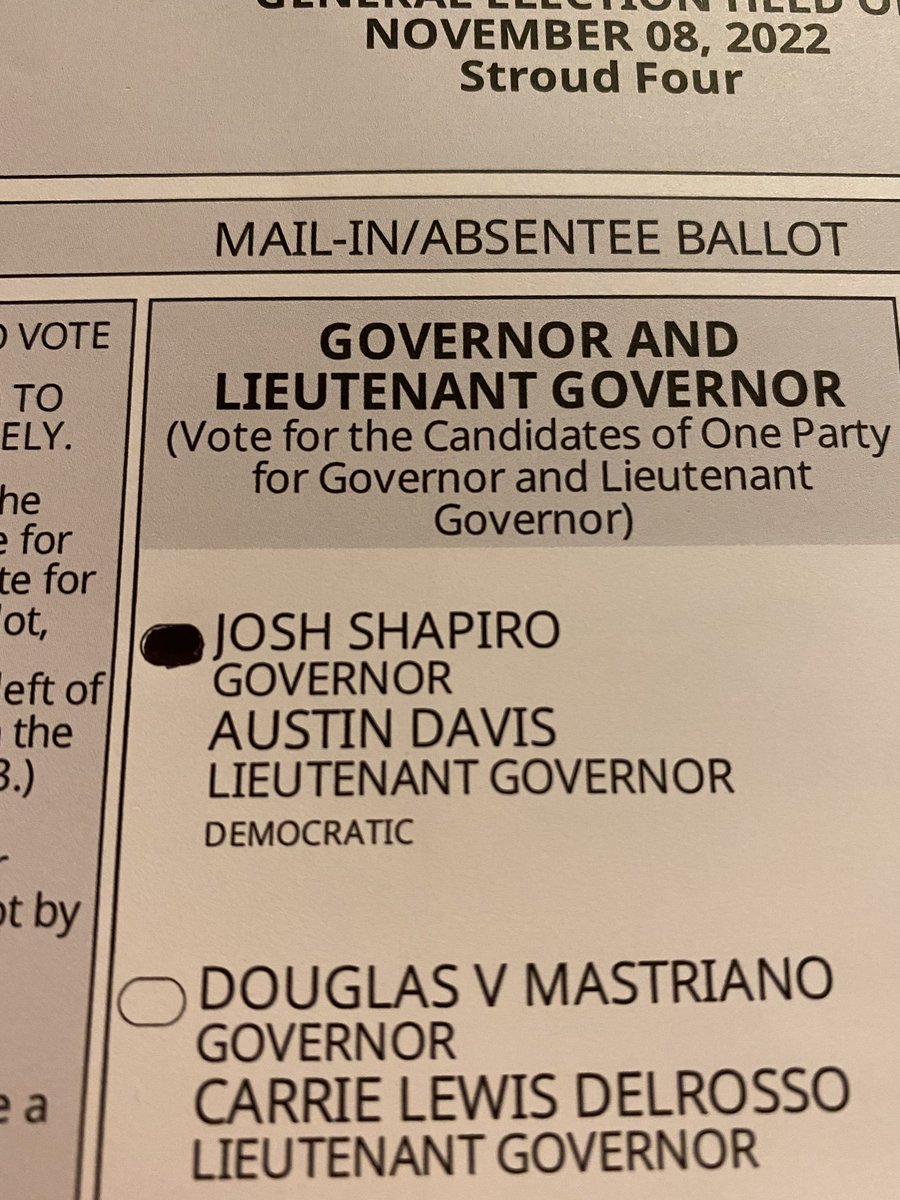 MonroePaDems's tweet photo. Next up, he’s coming to Stroudsburg TOMORROW (Courthouse Square, 11/4, 2-4pm) to rally with us, it’s JOSH SHAPIRO! #PAGov @JoshShapiroPA @AustinDavisPA #TeamShapiro #TeamJosh #ShapiroDavis #AustinDavis https://t.co/wWALAyVKOd