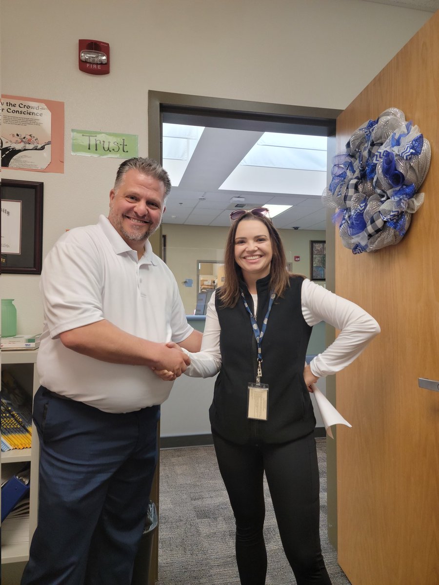 KasinaBoone's tweet photo. Huge shout-out to CCSD Trustee Williams! Our students and staff appreciate you taking time out to visit Peterson Academic Center, "Home of the Explorers".
“Where We Explore the Possibilities of Your Greatness Everyday." https://t.co/Amw2fmnZBh