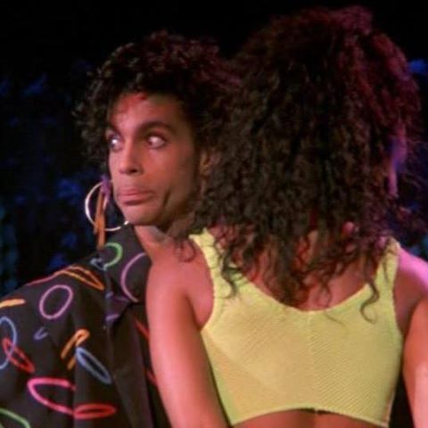 drfunkenberry's tweet photo. November 3rd, 1987 the 4th & final single from @PRINCE's 9th album "Sign "O" The Times" is released. "I Could Never Take The Place Of Your Man" b/w "Hot Thing" charts on the U.S. Top 10 placing at #10.
#PRINCE #PRINCE4EVER #SIGNOTHETHETIMES #HOTTHING https://t.co/u3RJBb2Pys