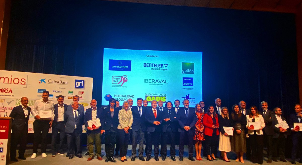 Isabel09323's tweet photo. #premioscyleconomica22 Merecido reconocimiento al tejido empresarial de CyL. Enhorabuena a todos los premiados‼️👏👏@cyleconomica @caixabank @GRIrecolocacion @asercomexLCI @BENTELER_Group @Gullon_esp @IBERAVAL #Interob @Jenoptik_Group @MutuaAbogacia @gadis https://t.co/i4nTysgXTG