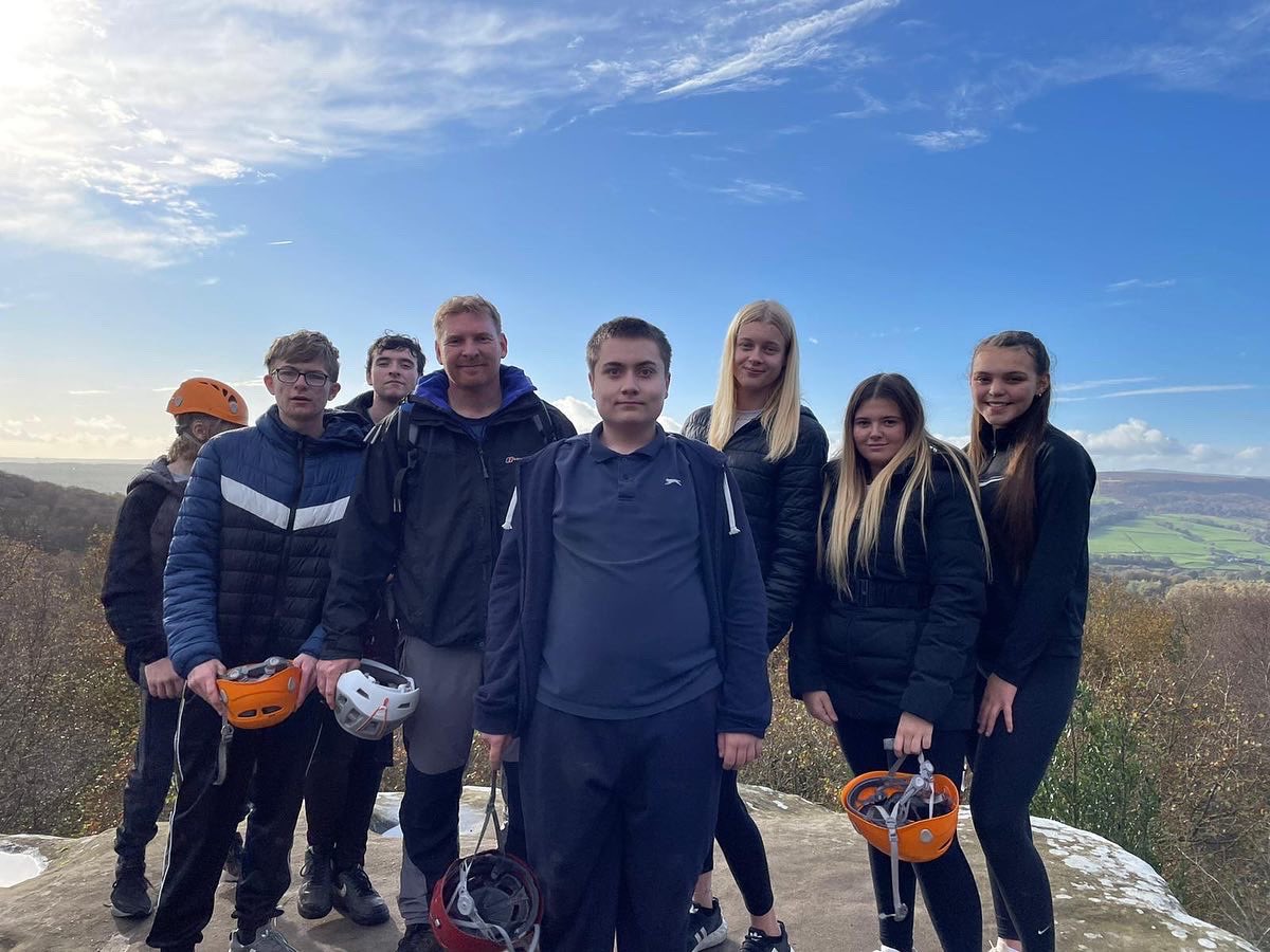 Quality day @NTbrimhamrocks with students from <a href="/hartlepoolfe/">Hartlepool College</a> Level 2 Public Services, #scrambling and #weasling and building confidence moving on rock. #transformingljves #HCFE #rockclimbing #personaldevelopment #LOtC #movementonrock #publicservices