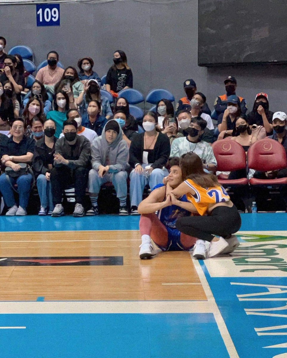 jessiemaepf's tweet photo. I highly respect the casts but LoiNie will always be my own kind of #Sevi and #Elysse , walang halong bias pero fit na fit sila sa character, a basketball player and a cheerleader 💜💜 perfect din for #LuKal
#TRIEcastreveal https://t.co/D0hop7kwNK