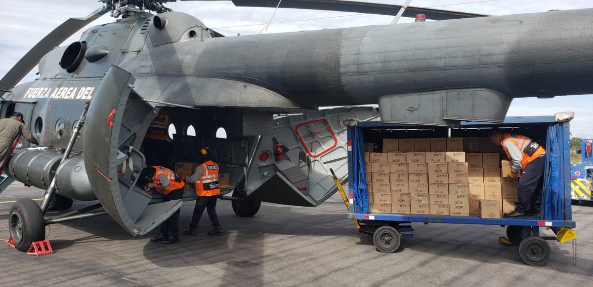 fapperu's tweet photo. #NoticiaFAP | Con el objetivo de atender la demanda alimentaria de escolares en el departamento de Ucayali, provincia de Atalaya, distrito de Yurua, localidad de Puerto Breu, la FAP por medio del Grupo Aéreo Nº 3 y gracias al convenio de cooperación institucional (1/2) https://t.co/Mw7s0m2Yal