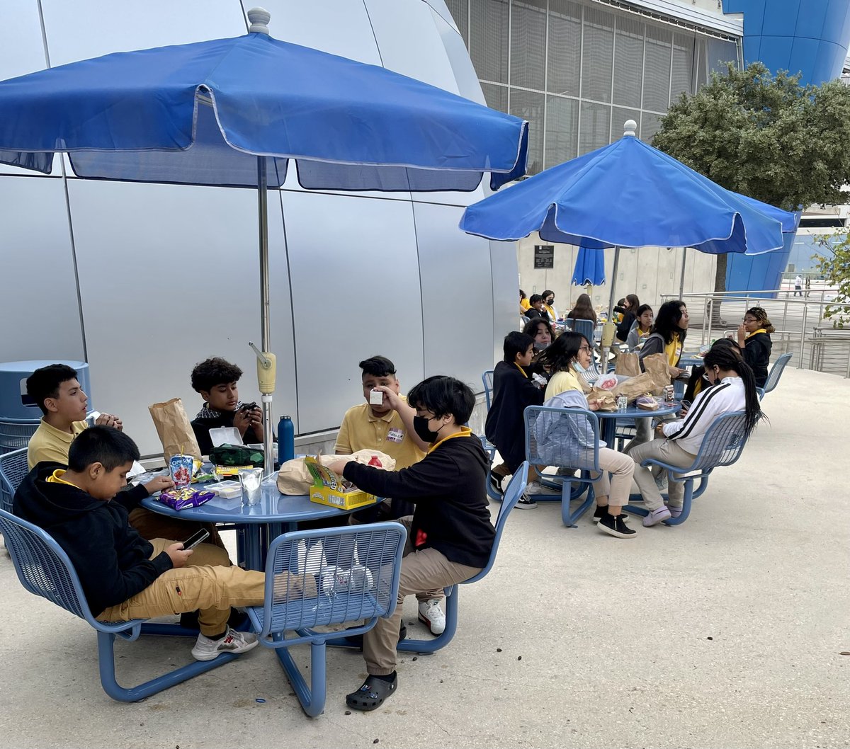 NISDRoss's tweet photo. Great today for our Rebels who went on their Challenger field trip. @sacscobee #RossIgnited https://t.co/E7IMTOMCNz