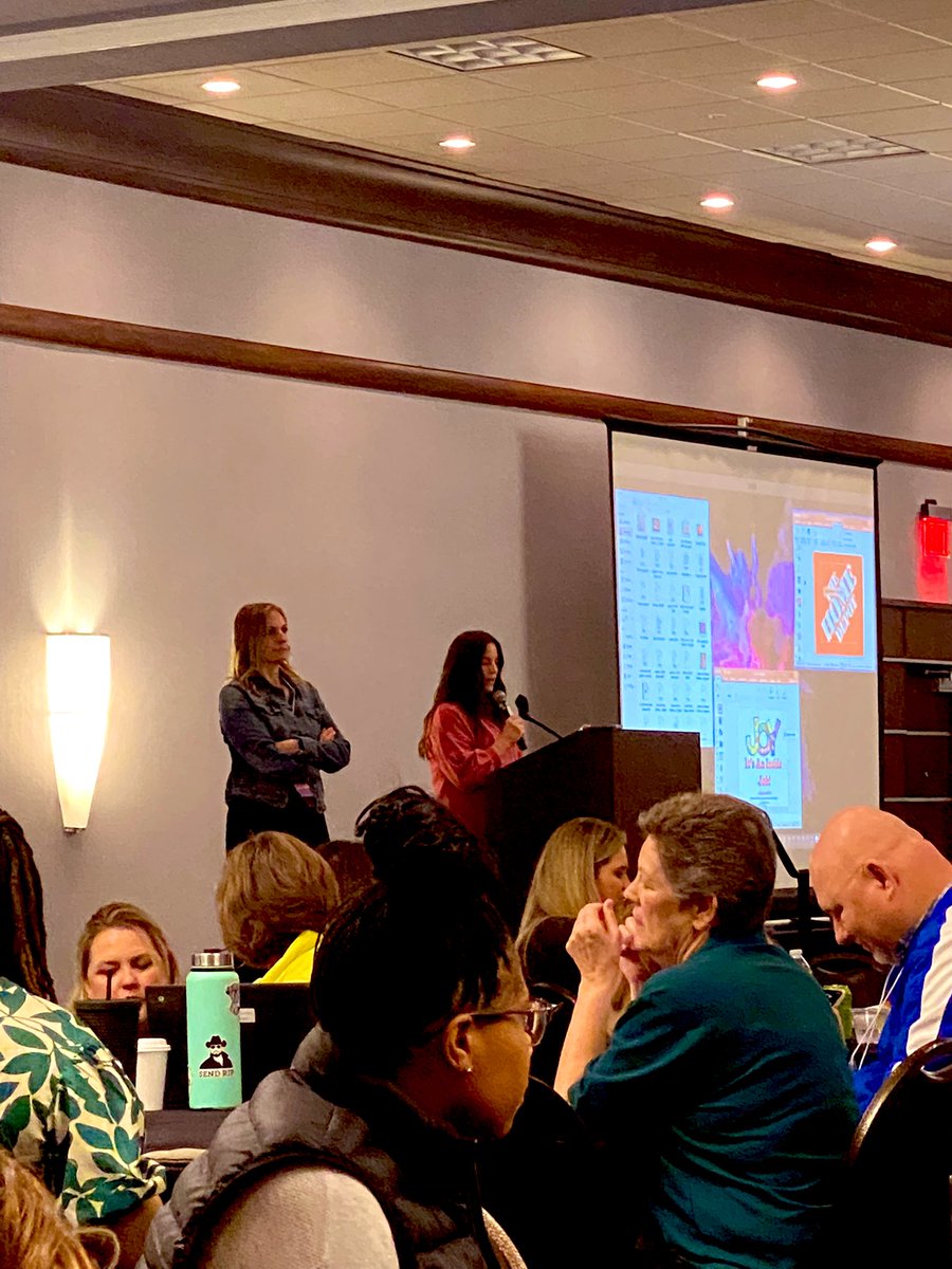 MrsJonesDES's tweet photo. Great 1st day of the Midwest School Social Work Conference! Great speakers, knowledge, and ideas to help our schools, excited for Day 2! (Peep TSCβs very own Jennie Beutler representing!) #insswa #schoolsocialwork #midwestconference @TSCSuper @DES_Bulldogs1 @HersheyElem https://t.co/U3zEnIOhlg
