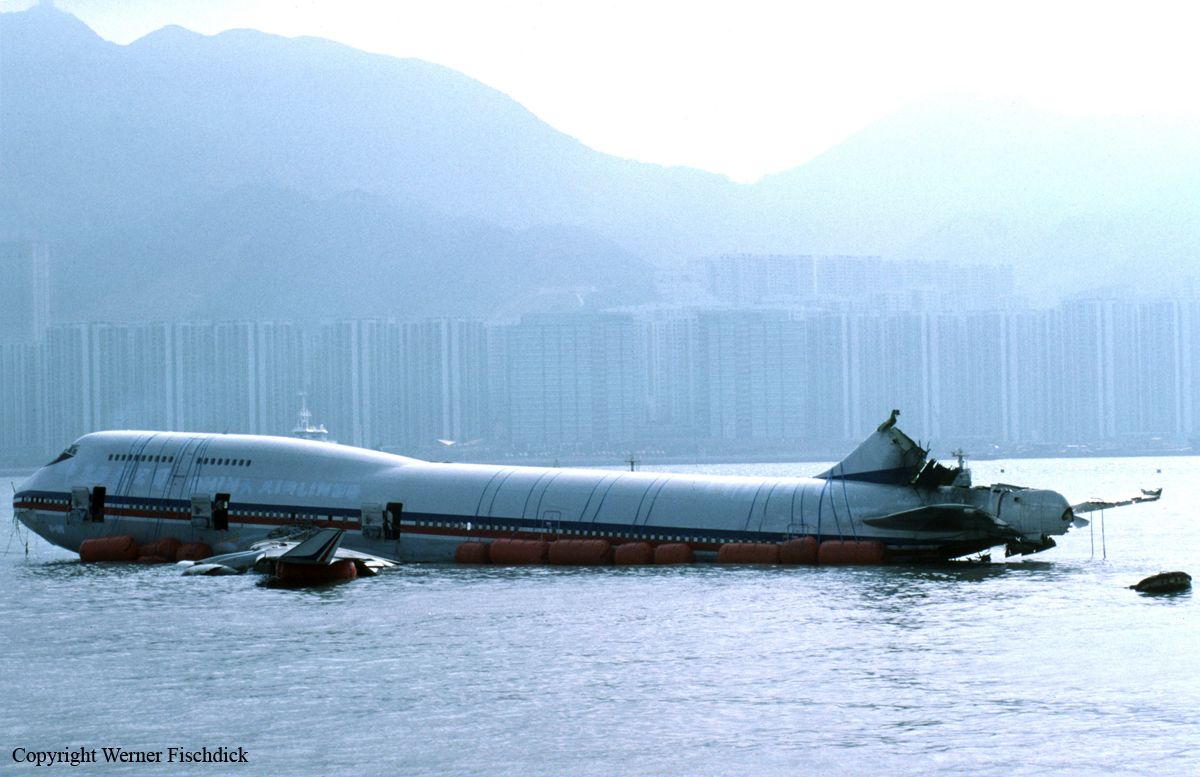 China Airlines Flight 605