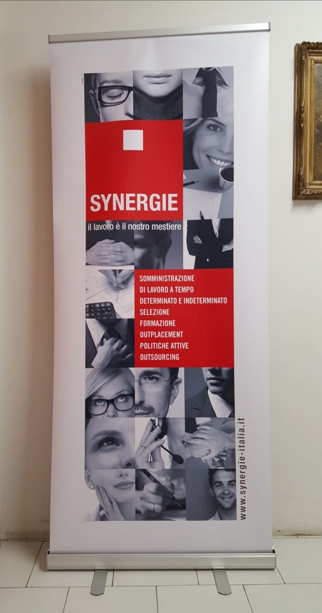EspanderIT's tweet photo. Roll up per @SynergieItalia

📞 085.8942635
📍 Via S. Petronilla, 63 - Roseto degli Abruzzi (TE)

#espandercommunication  
#sceglisynergie #rollup #graficaestampa #graphicdesign https://t.co/P9s3Fecw6N