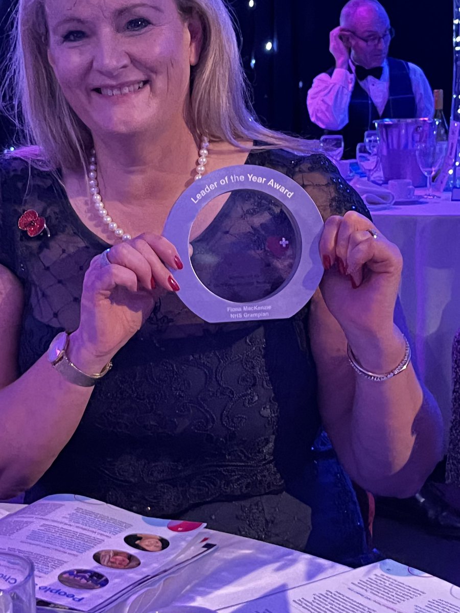 Delighted to see Dr Fiona MacKenzie winning Leader of the Year Award at Scottish Health Awards ⁦<a href="/NHSGrampian/">NHS Grampian</a>⁩