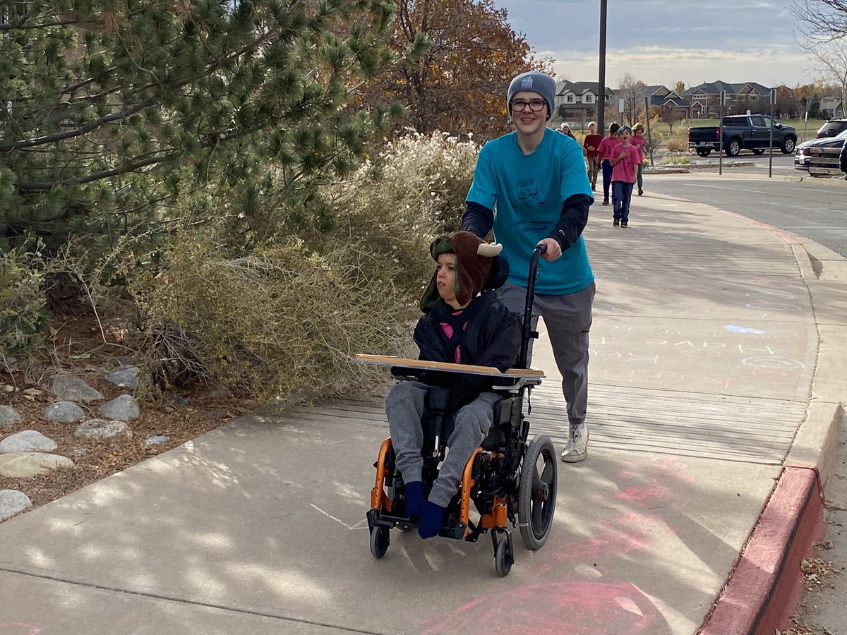 BMES_PRIN's tweet photo. Our community is the absolute best!!  Thank you to our staff, families, and unbelievable students for braving the elements and making today such a success. The Turkey Trot is an important fundraiser for our school, but it is much more than that. Thank you all for making it great! https://t.co/Uvqx9mZwPD