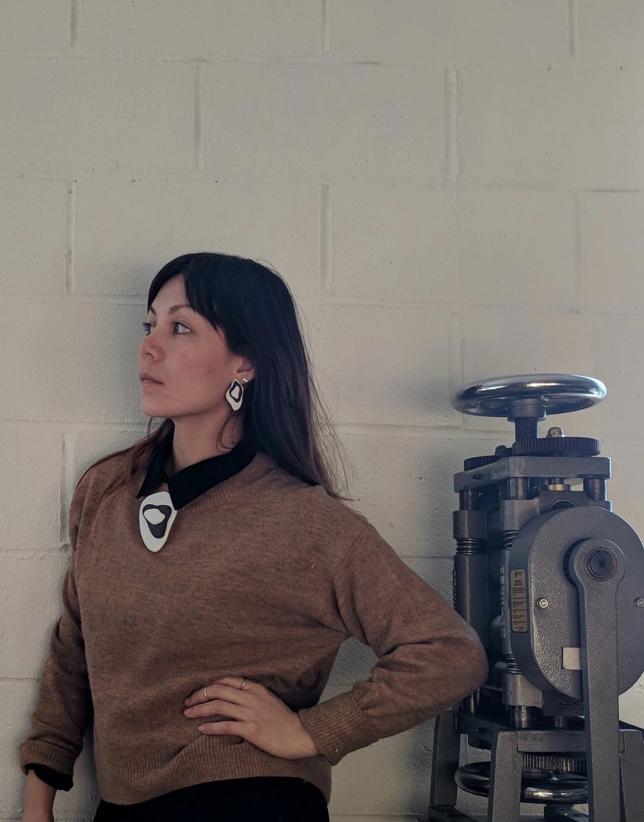 “The Maker’s Mark” is our next exhibition in the main gallery at BAF and features work by 7 artists working in art jewellery. The show’s curator, #ClarissaLong, is an accomplished jewellery artist herself.

More information can be found at burrardarts.org/exhibit/the-ma…