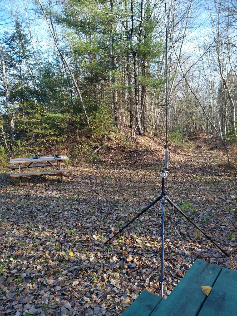 velodaniel's tweet photo. Another beautiful #POTA office today in #VE5044 Johnville Regional Park. Updated the #XieguG90 with new firmware prior to this #parksontheair activation, all systems are Go! #20QSO #Slidewinderdx #20watts #20m #SSB #hamradio #amateurradio #VE2DM https://t.co/K0KAYZbZQv