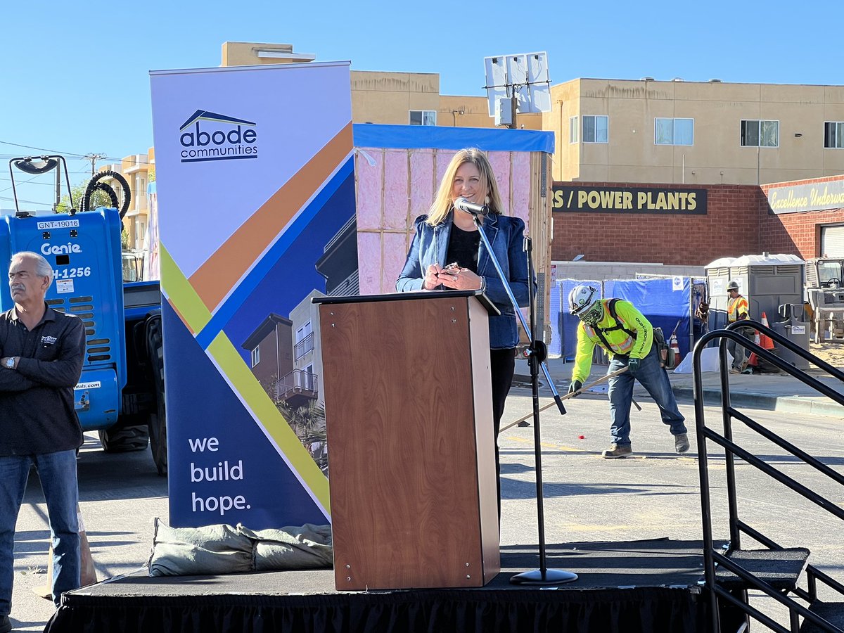 AsmPatODonnell's tweet photo. Good things are happening! This 89-unit supportive affordable housing development in San Pedro will open next summer. Abode Communities' Beacon Landing will house people w/ disabilities and is being constructed using pre-built modular units to lower costs! https://t.co/z4AVYVeL04 https://t.co/4hboA5od4g