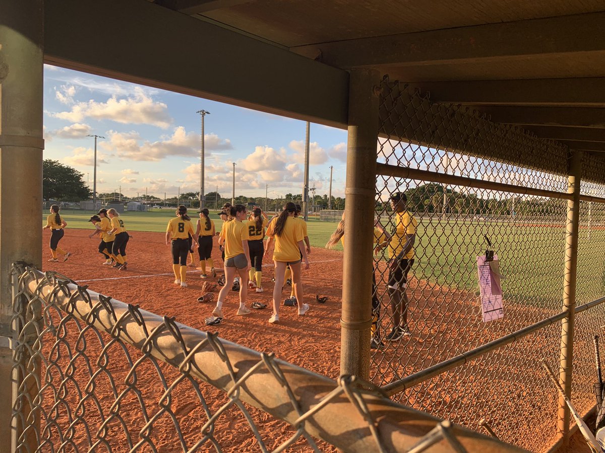 Principal Lee tweet media