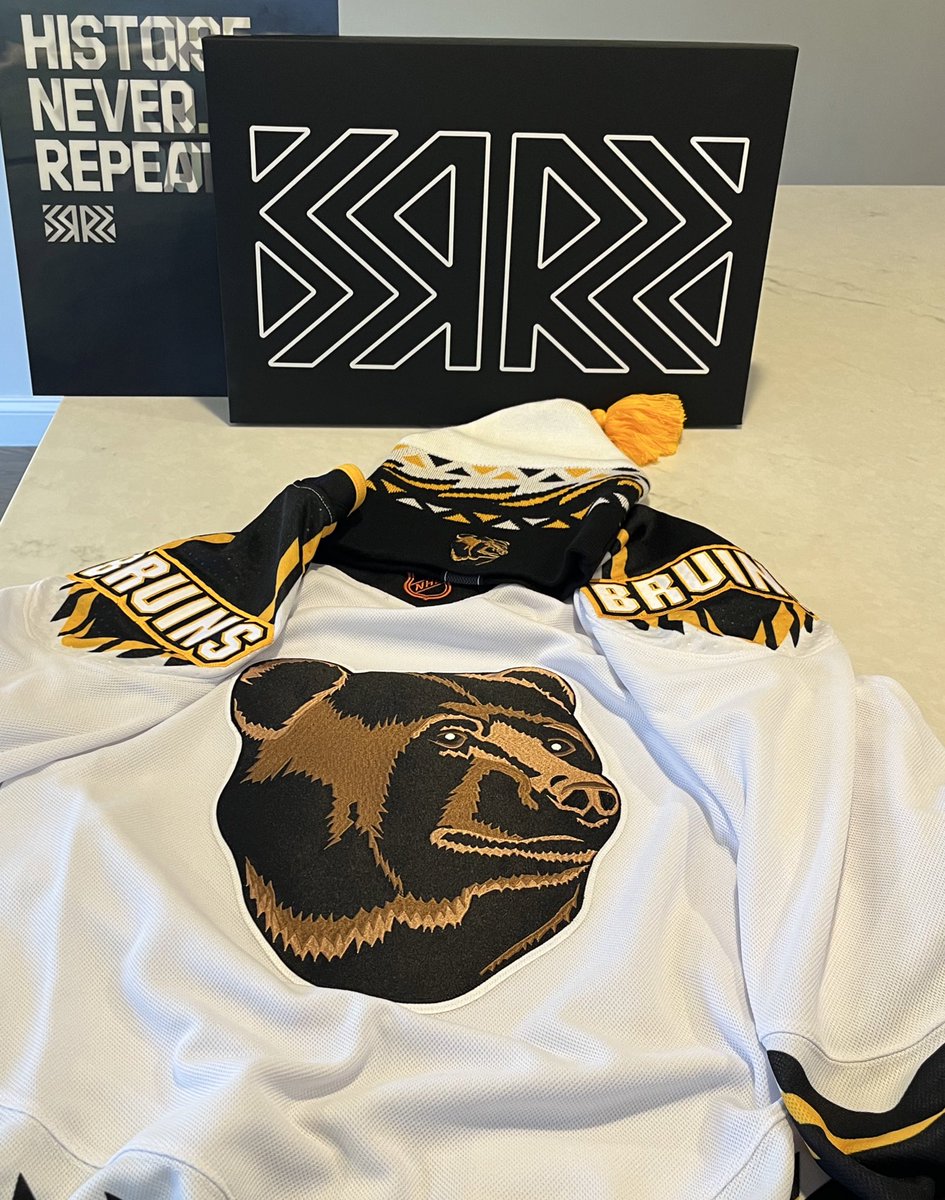 What a treat on my doorstep today…👀 @adidashockey @NHL @NHLBruins #giftedbyadidas