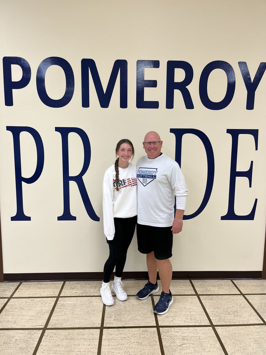 Thank you <a href="/Jwalk03er/">coach walker</a> for a great visit today at <a href="/smwc/">Saint Mary-of-the-Woods College</a> ! I loved the campus and getting to know more about your softball program. <a href="/IndyDreamsSoft1/">Indy Dreams Softball</a> <a href="/IndyDoran/">Indy Dreams 18U Doran</a>