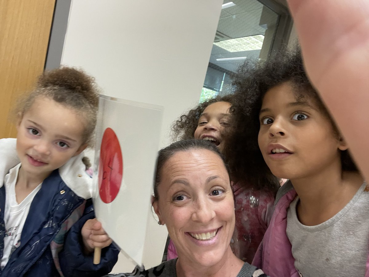 Catherine Woolman tweet media