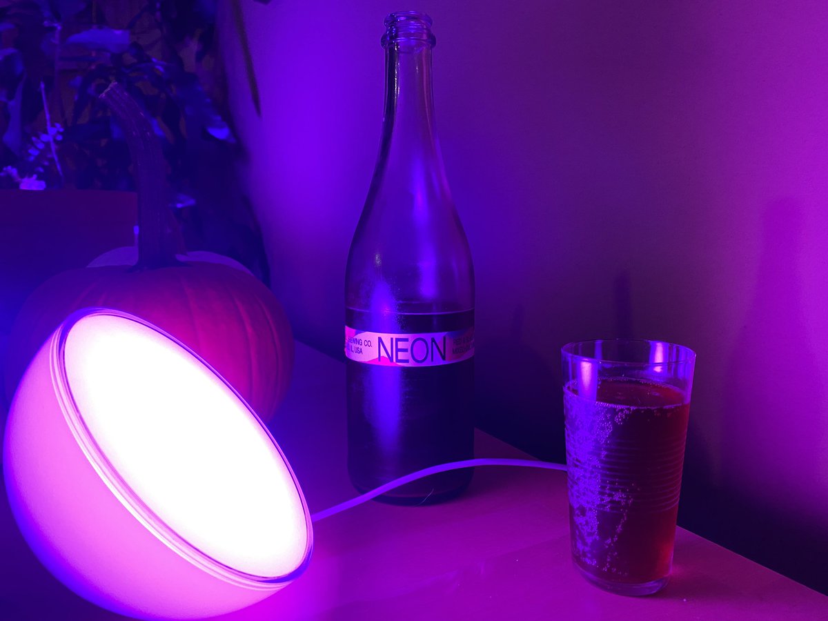 VEsoterica's tweet image. Tomorrow is #3DO M2 day, but tonight is use your Hue lights to make the fancy beer look fun! Not sure what I like buying more…beer or #videogames ! #3dom2