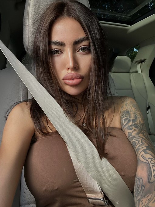 https://t.co/riAvPjOJa6 need a cofffe😴 Follow my O.F🤪 https://t.co/rQLh6iaE9w<a href="/tag/dubai"class="tags"><span>#dubai</span></a>