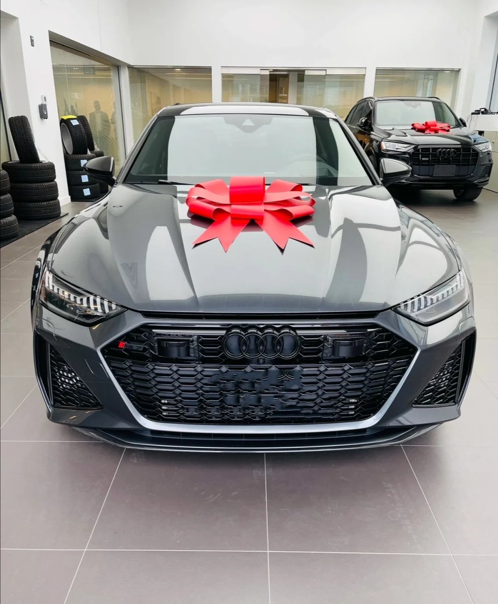 EvelynH09944028's tweet photo. Isn't she a beauty....!
#AudiRS7 #Quattropower #NewBesti #JustBeautiful😃😃😃✌️😍😍😍😍 https://t.co/Ou8fNKUenf
