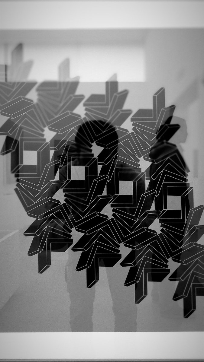 danielavrano's tweet photo. @Camera_Grignani #francogrignani #graphicdesign #GraphicDesigner https://t.co/3fC51t2eXR