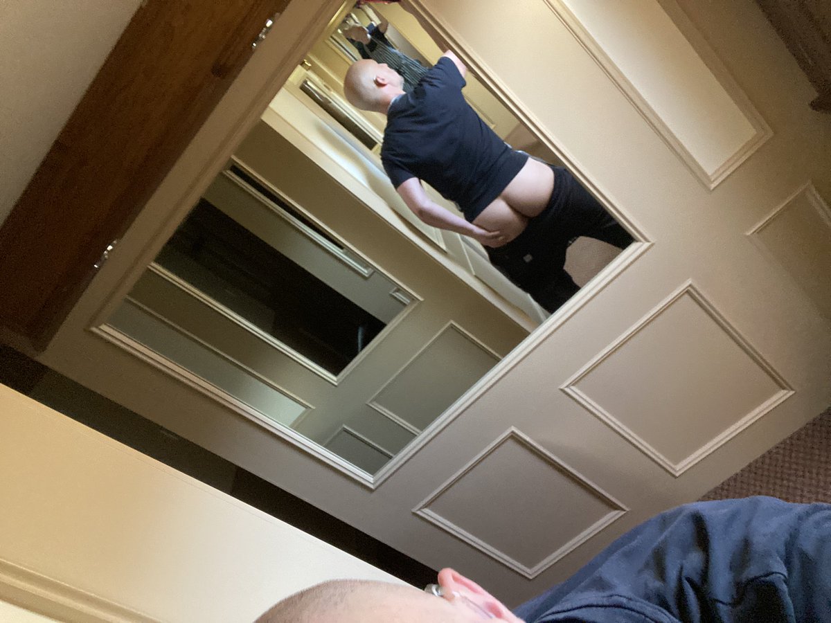 pissdrinkinguk's tweet photo. @DannyWyattXXX Cum fuck me guys https://t.co/zSjNQtdwcT