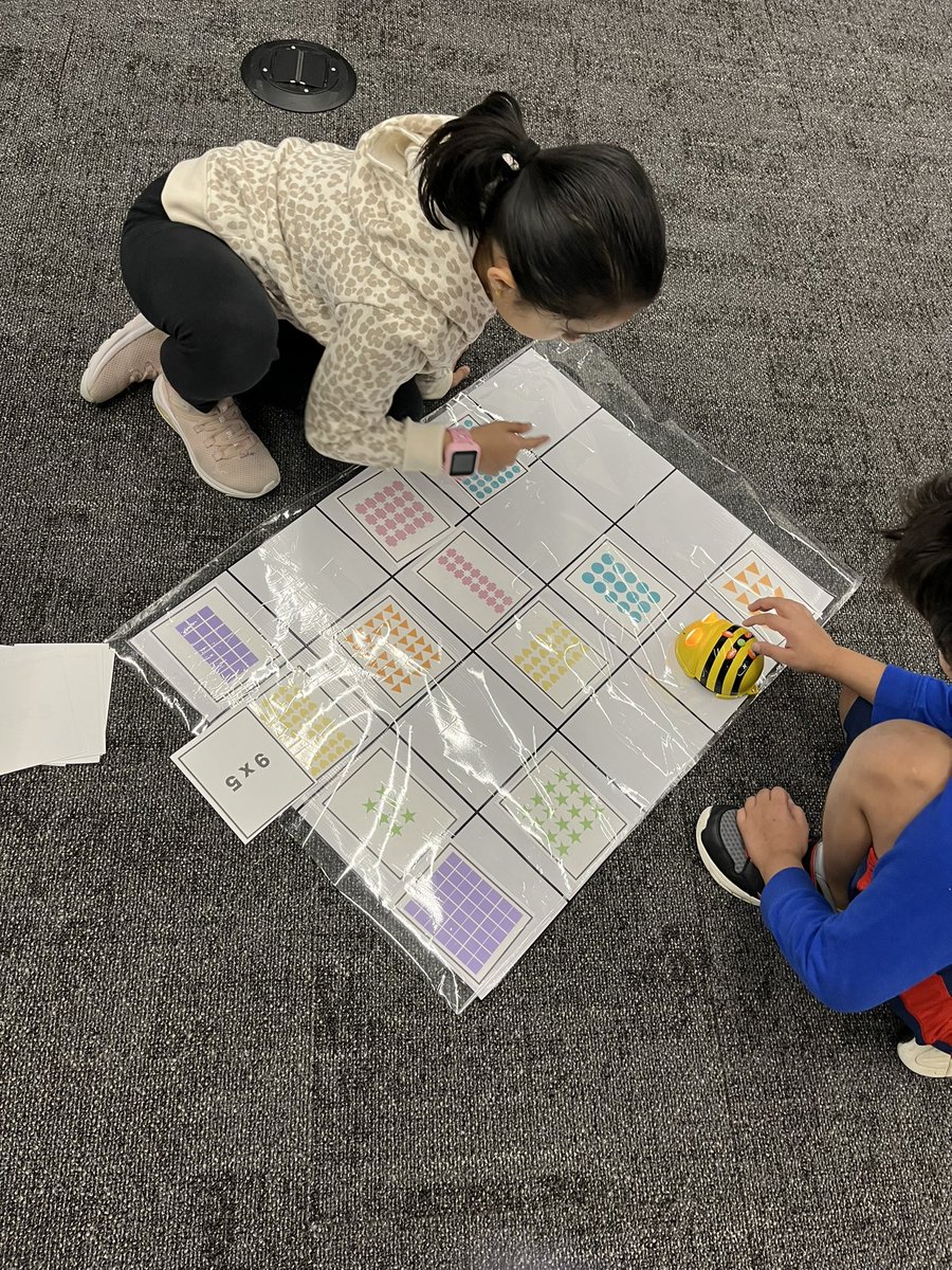 SinksInnovators's tweet photo. Thank you @edtechsavy for helping students code beebots as they reviewed their knowledge of multiplication arrays. Students were so engaged and loved learning about algorithms to tell their beebots where to go! @MinettElem @ci_elem #futurereadylearners https://t.co/2tPg3BDIYV