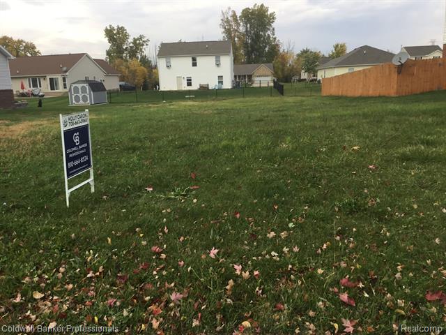 CBProfessionals's tweet photo. We are looking for a buyer on 55 Old Carriage Lane #Lapeer #MI  #realestate https://t.co/HO4Plr6IV3 https://t.co/Nox9oE8Q4Y