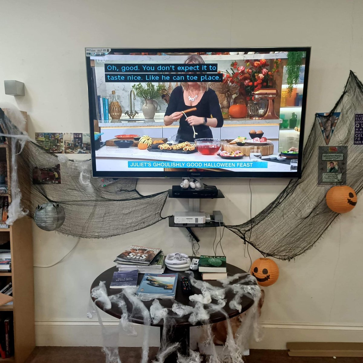 tilsleyhouse's tweet photo. A few snaps of our Halloween decorations 👻🎃
#carehome #westonsupermare https://t.co/8OKooUppls