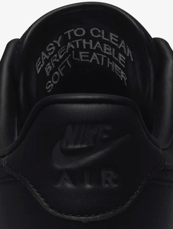 snkr_twitr's tweet photo. Nike Air Force 1 ‘07 Fresh ‘Triple Black’ drops tomorrow 7am PT/10am ET via SNKRS US 

-> https://t.co/3oye63m8IX

Sizes available here 
END https://t.co/X4IlozF0eP
Slam Jam https://t.co/tEzqsogurg

#AD https://t.co/jB4DsLOHDm