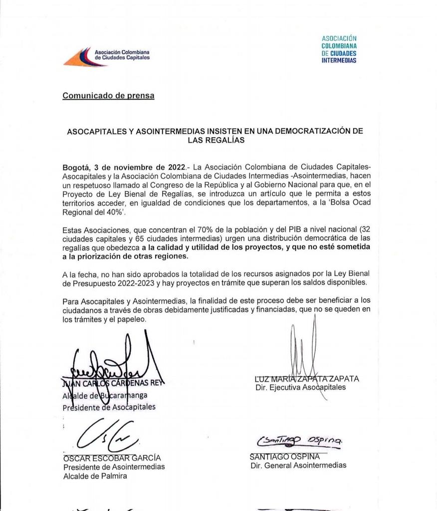 OspinaSanti's tweet photo. Defendemos los intereses de las regiones por eso solicitamos democratizar las regalías,👇 !! https://t.co/NwxPdYKepf