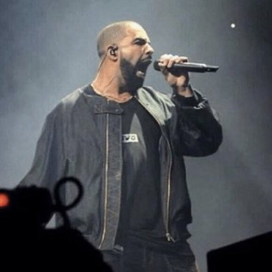 WumboFruit on Twitter "RT upblissed this picture hilarious cuz drake