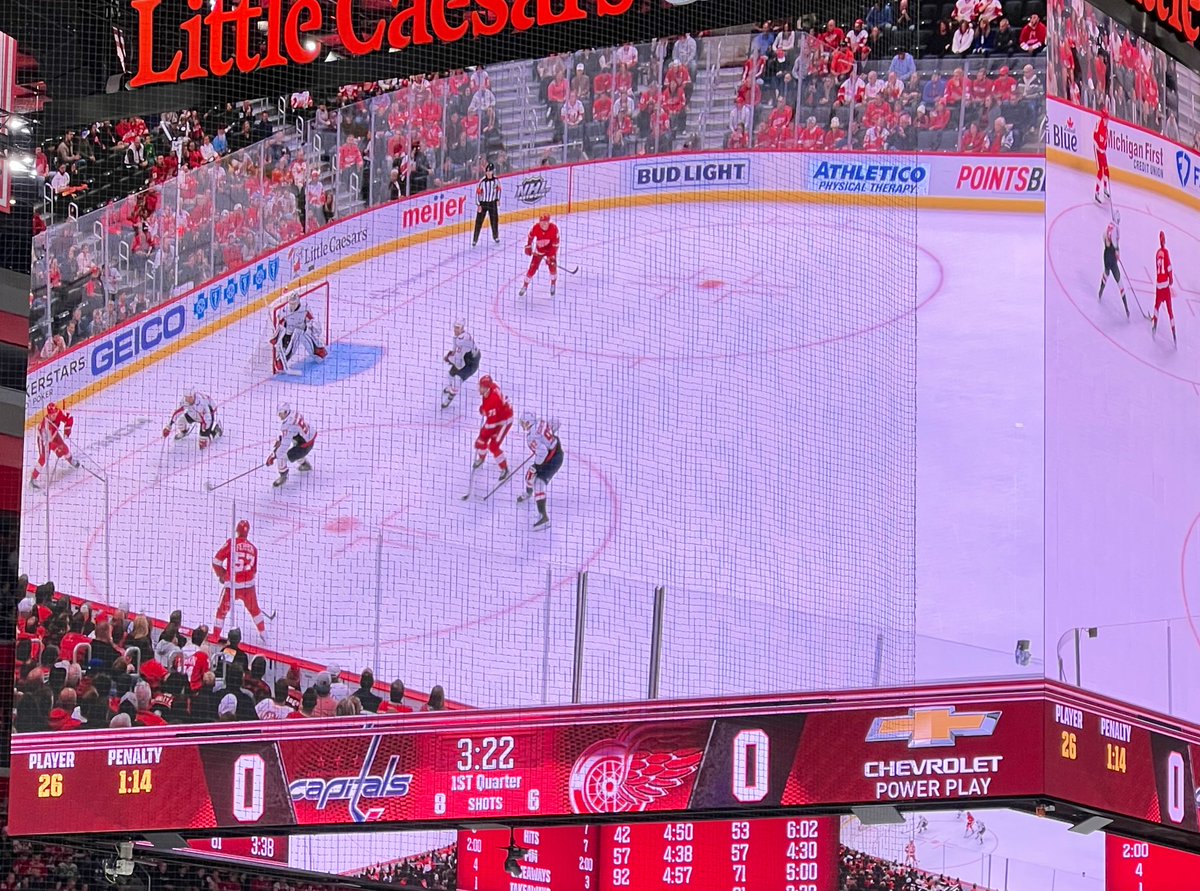 jacolant3rn's tweet photo. 20 additional minutes of hockey tonight! @DetroitRedWings https://t.co/BEpbEE7D19