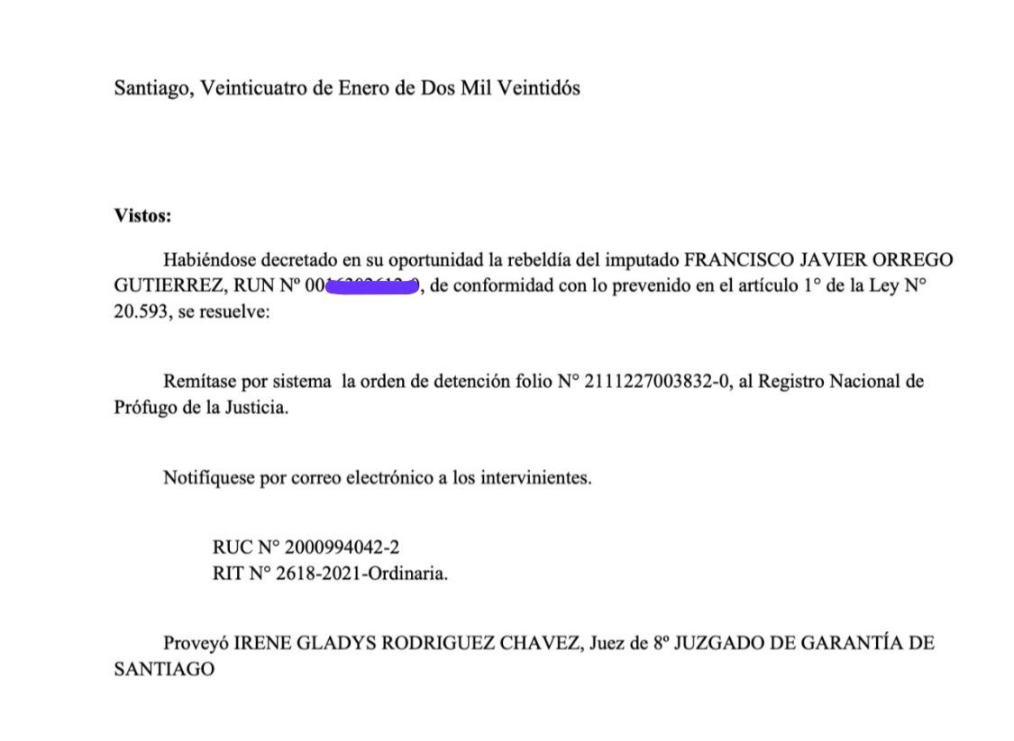 BotCheckerCL's tweet photo. Información expuesta por @elmostrador es correcta. Según la causa judicial RUC:2000994042-2, Francisco Orrego se encuentra en calidad de PROFUGO de la justicia desde el 24 de enero de 2022. 

Sorprende que siendo un personaje público sea tan difícil de encontrar para la justicia. https://t.co/f4sHriMnSG