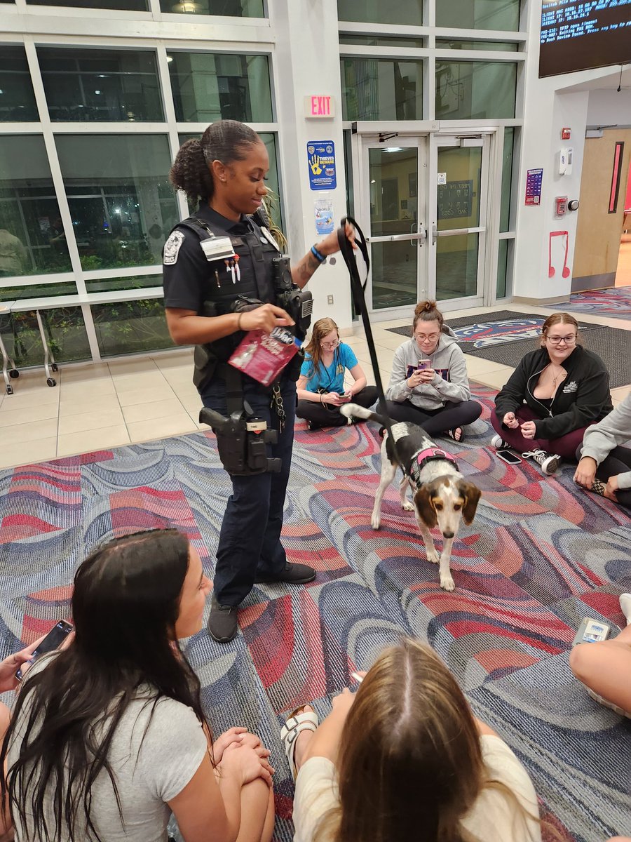 FAUPD's tweet photo. K9 Vallie meets students at IRT! #faupd #fauhousing #fau https://t.co/FKHhQNKA9H