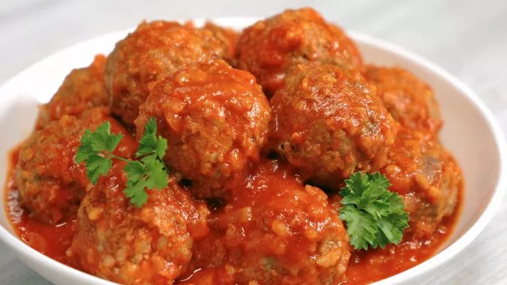 Minced meat hedgehogs with rice in a frying pan.😨 
No, it's not about hedgehogs 🧐
And it's not about NFT hedgehogs!🙃
it's just cooking!😋🥰
Hedgehogs are inviolable!😇
#hedgehod #kitchen #NFTs #NFTsales