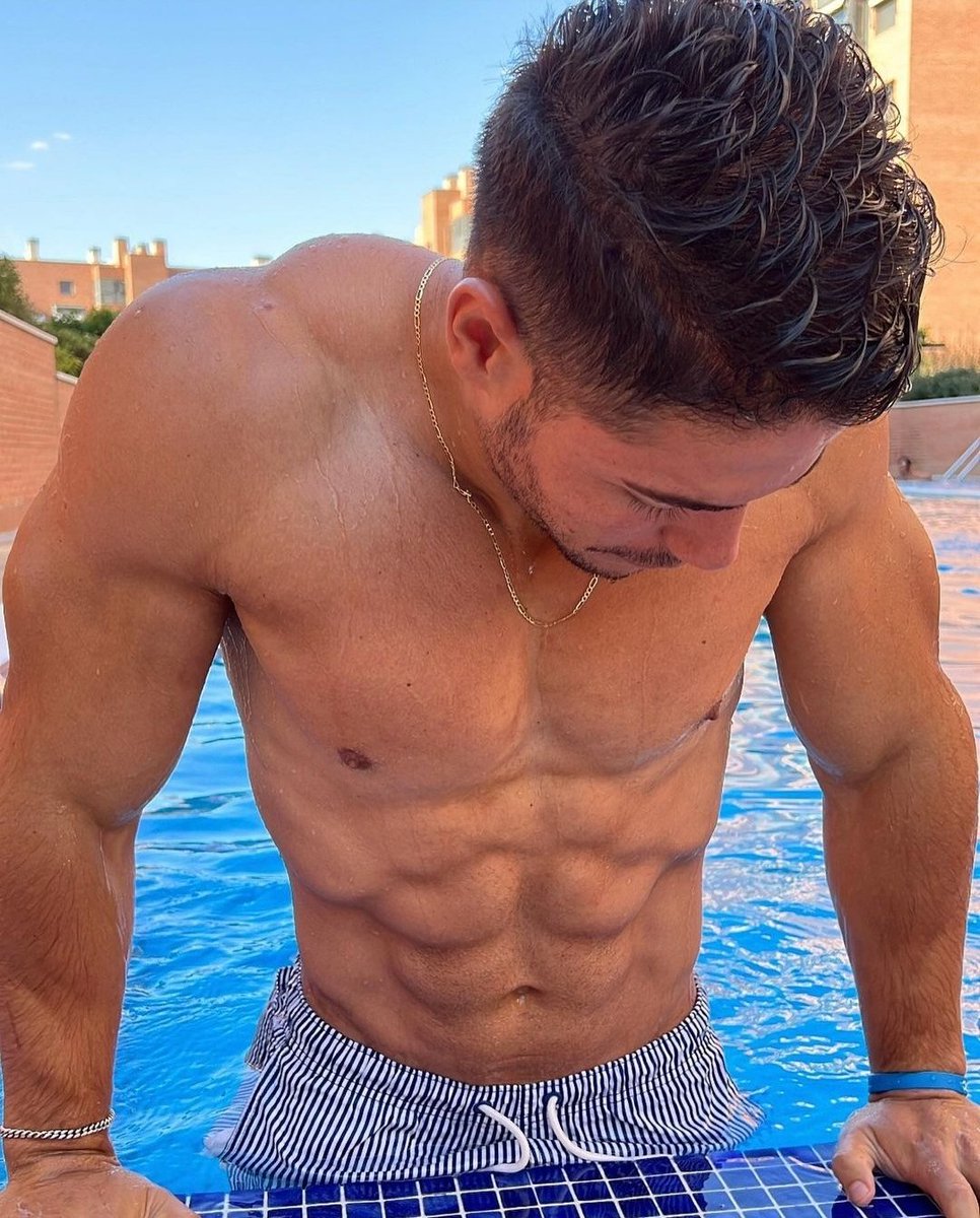 MasterJeison22's tweet photo. SLAVES go to the dm to drain all your money bitches 🥵😈🍆
@rt_slave_ma @RTfootmaster @RT4Kings @MASTER_UPDATES @rt4dom @Rtfinddom @Retweet4Masters  @SoumisArdent @AcademyOfFags @alphasretweet @RtCashmaster https://t.co/rh5GbFWX58