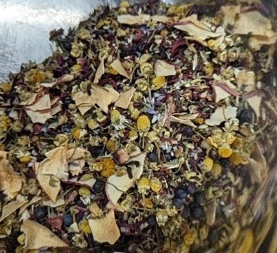 AmeriCannaBlunt's tweet image. I've had brain swelling for the last 4 days.
This is the third time post COVID I've had encephalitis. Truly a 
#headacheFromHELL .
Thank God for TERPS hemp tea blends. Got me like that 👇🏽
#FadingFast