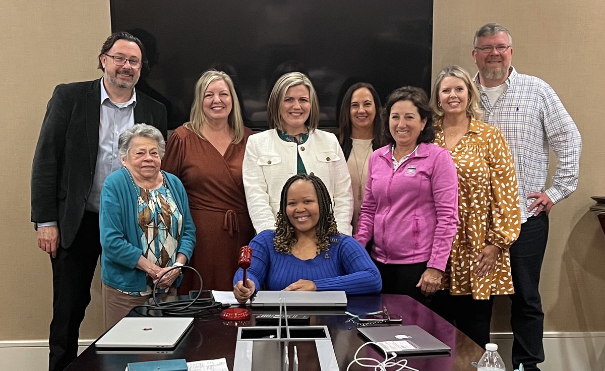 <a href="/ALERonline/">ALERonline</a> Executive Board 

My last executive board meeting presiding as President. Next is the general business meeting (in a few days) where I will pass the gavel to the President-Elect, <a href="/timetowrite_rj/">Robin Johnson, Ed.D.</a>. 

This has been an unforgettable experience.

#DrTammyFrancis #ALER2022