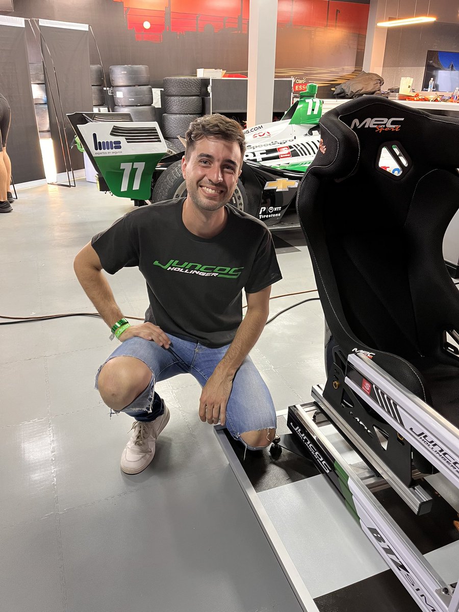 Despiértenme, mi bebé compartiendo box con un Indy 🔥