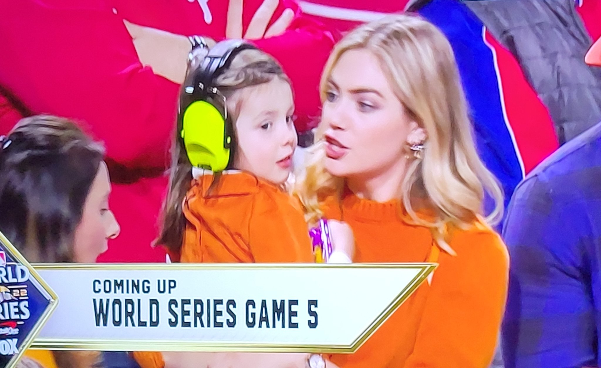 Shay💋 on X: Kate Upton telling her daughter Astros in 6 😊   / X