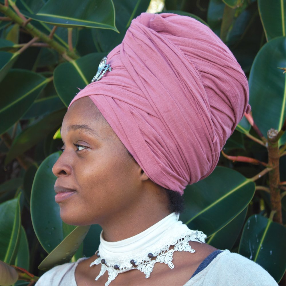 INNERARMOR13's tweet photo. Our Island Breeze Headwraps are made from a lightweight, 100% cotton gauze with a crinkled finish. That means you'll never have to worry about ironing or fraying and you can represent in comfort and style. 13Love! 
Check us out at
https://t.co/N3VF09bGuv https://t.co/v4sGsyAjiI