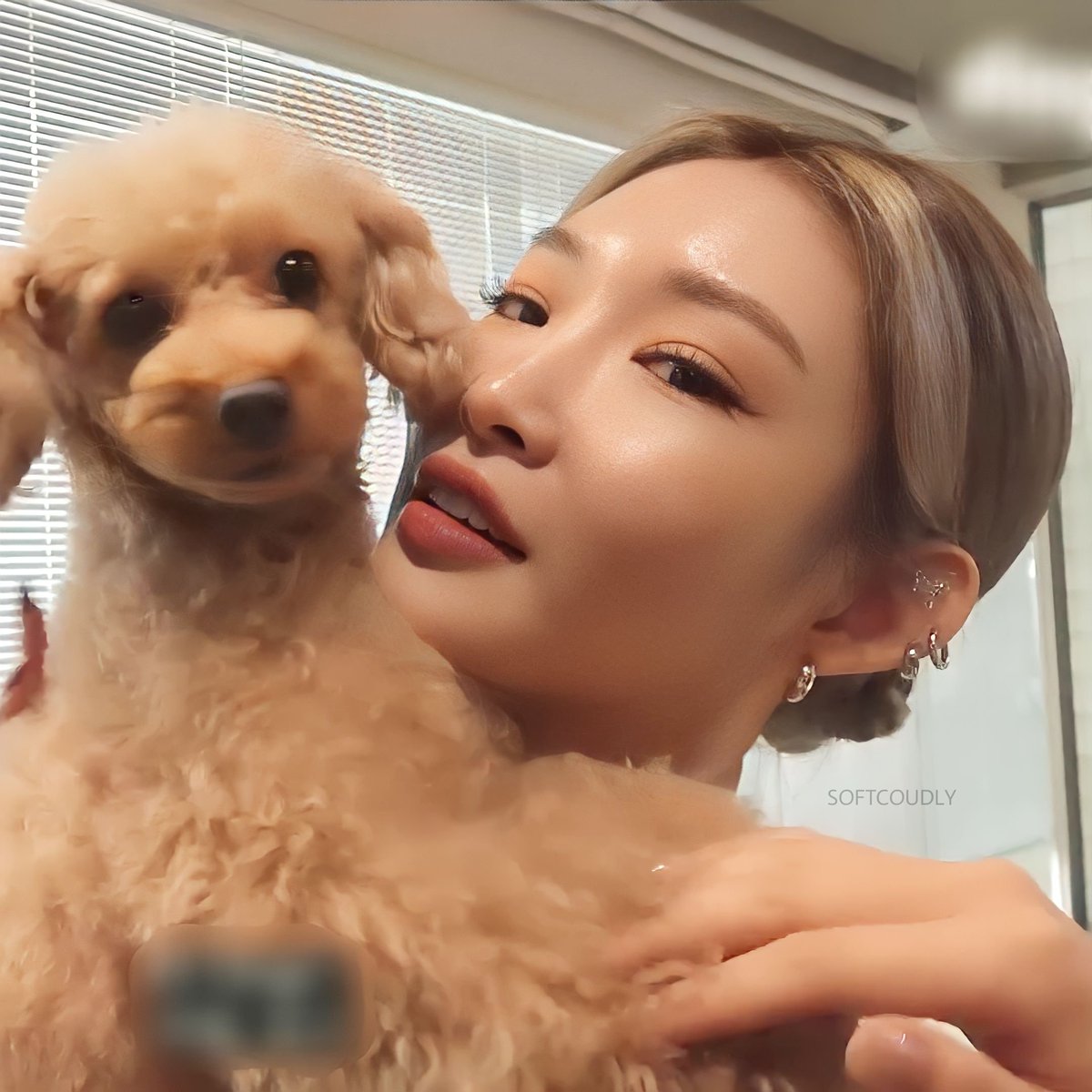 softcoudly's tweet photo. Cuddly 💗
#chungha #kimchungha @CHUNGHA_MNHent https://t.co/yjWoA7NMUI